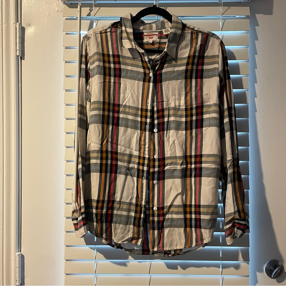 Levi’s Boyfriend Fit Shirt - L - Plaid